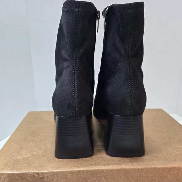 Marc Fisher Rivers Black Faux Suede Block Heeled Stretch Zippered Booties Size 7 - Picture 3 of 11